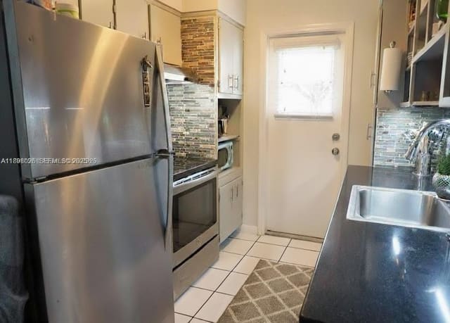 6565 Santona Street B5, sold in Santona Condo, Coral Gables, FL