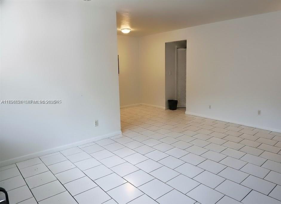 6565 Santona Street B5, Coral Gables, FL 33146 photo 3