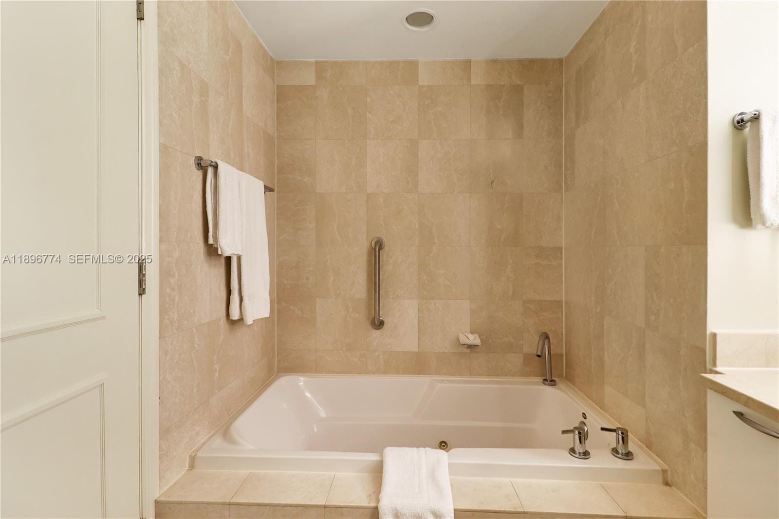 505 N Fort Lauderdale Beach Boulevard 1711, Fort Lauderdale, FL 33304 photo 17