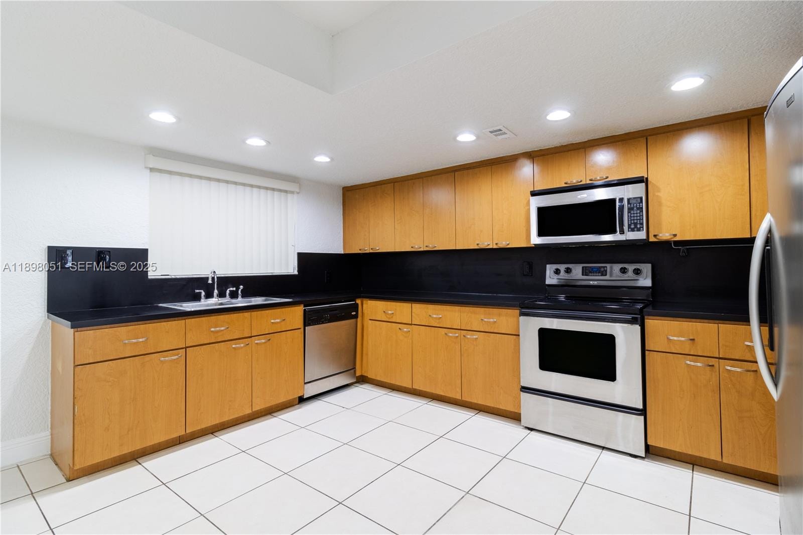 217 NW 109th Avenue 2-217, Miami, FL 33172 photo 5