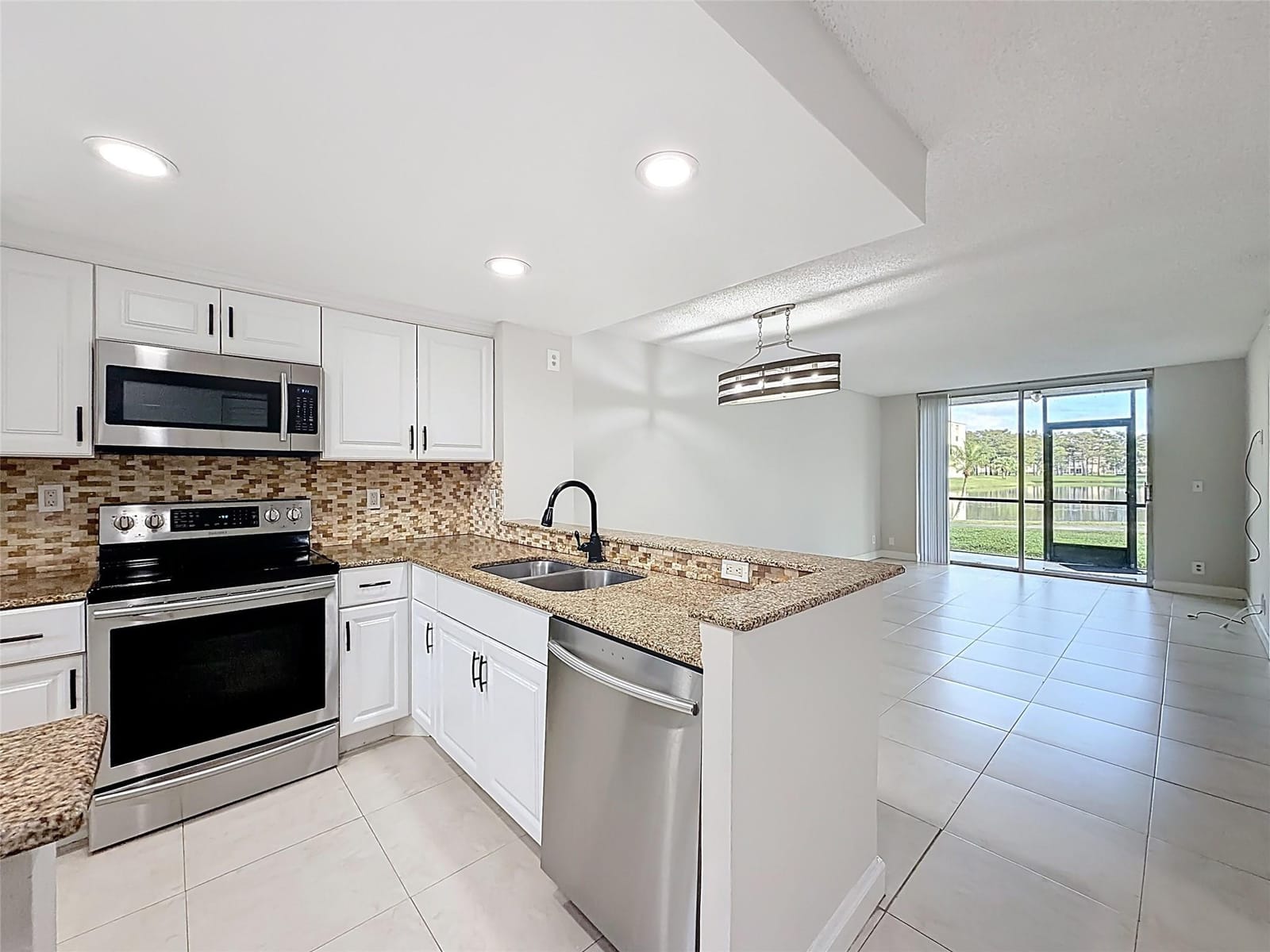 7750 NW 50th Street 106, Lauderhill, FL 33351 photo 7