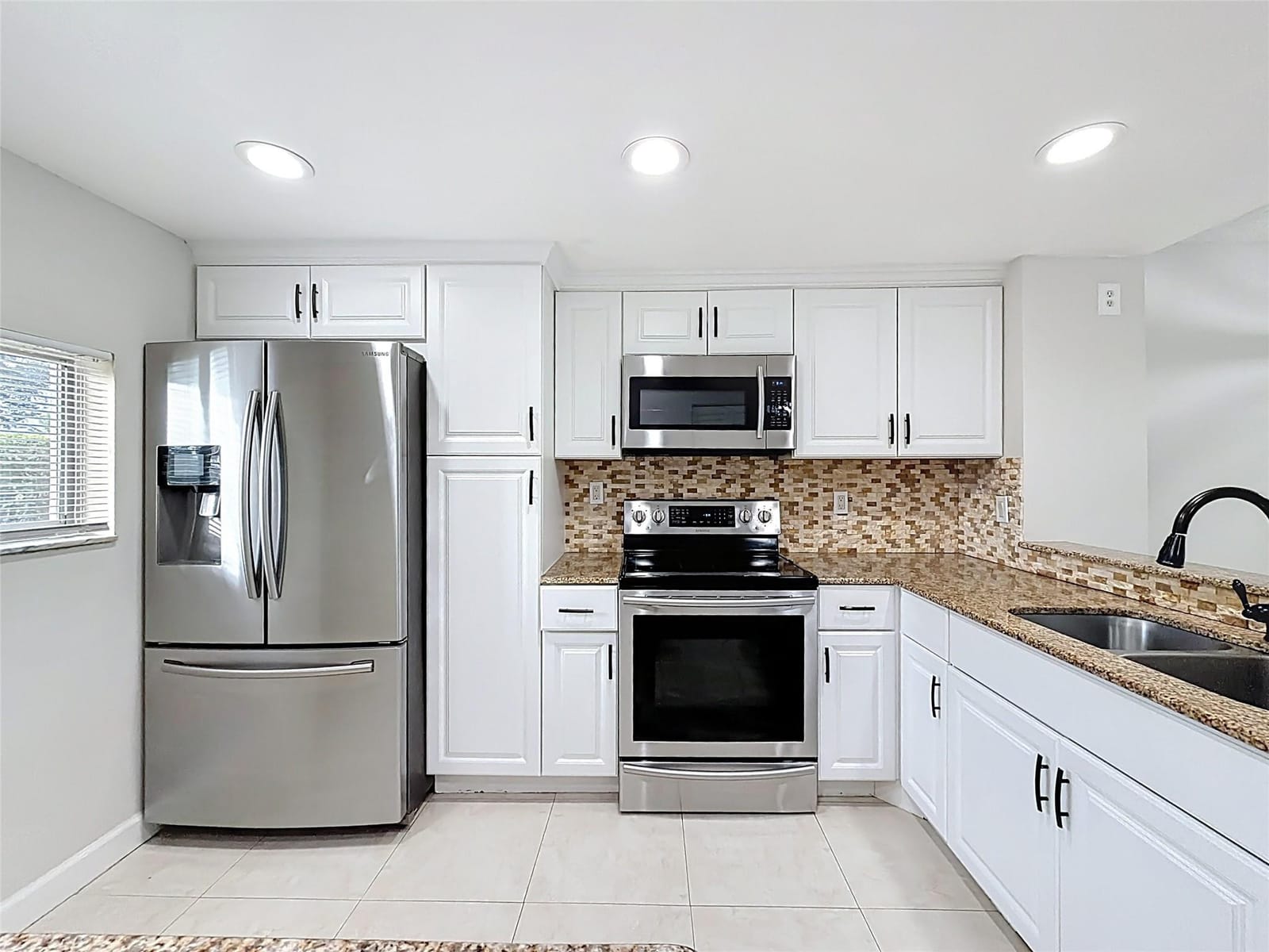 7750 NW 50th Street 106, Lauderhill, FL 33351 photo 10
