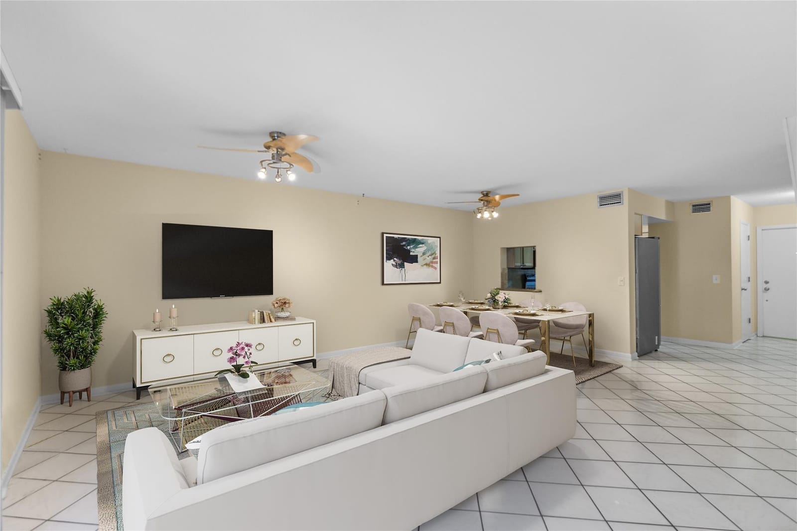 2520 Van Buren Street 4 — photo 3