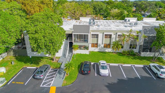 7955 SW 104th Street 203D, Miami, FL 33156
