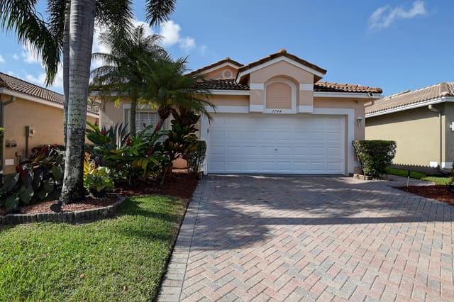 7744 Cherry Blossom Way, sold in The Grove, Wilton Manors, FL