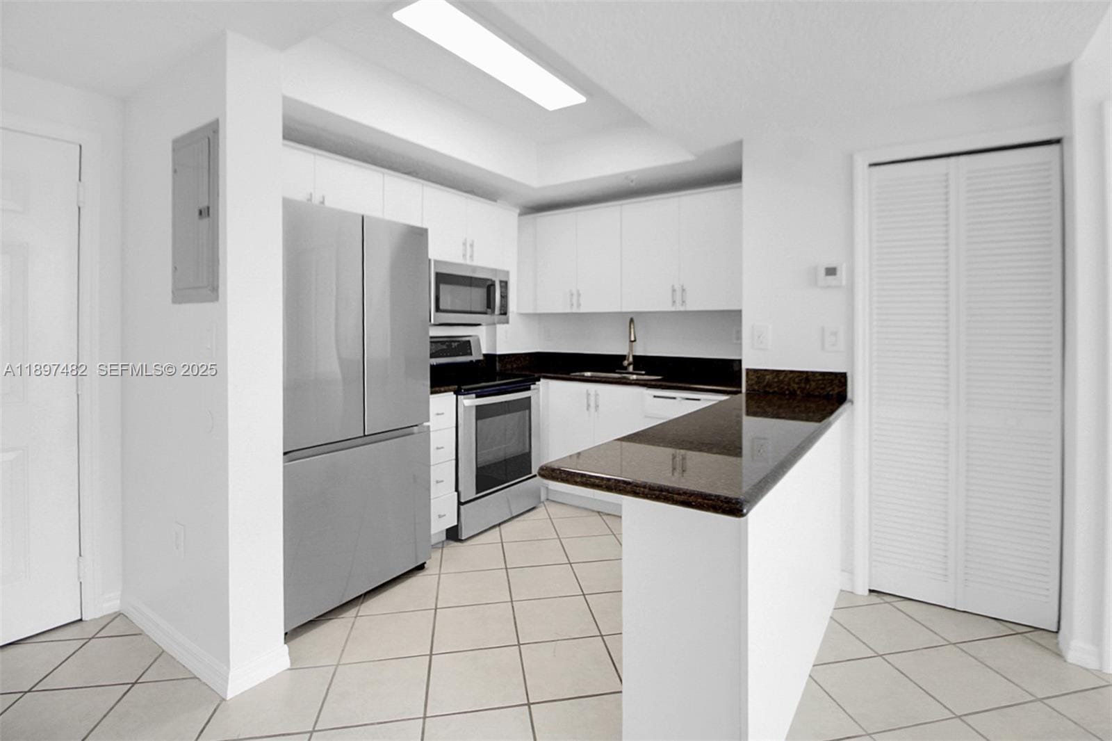 3500 Coral Way PH-07, Miami, FL 33145 photo 11
