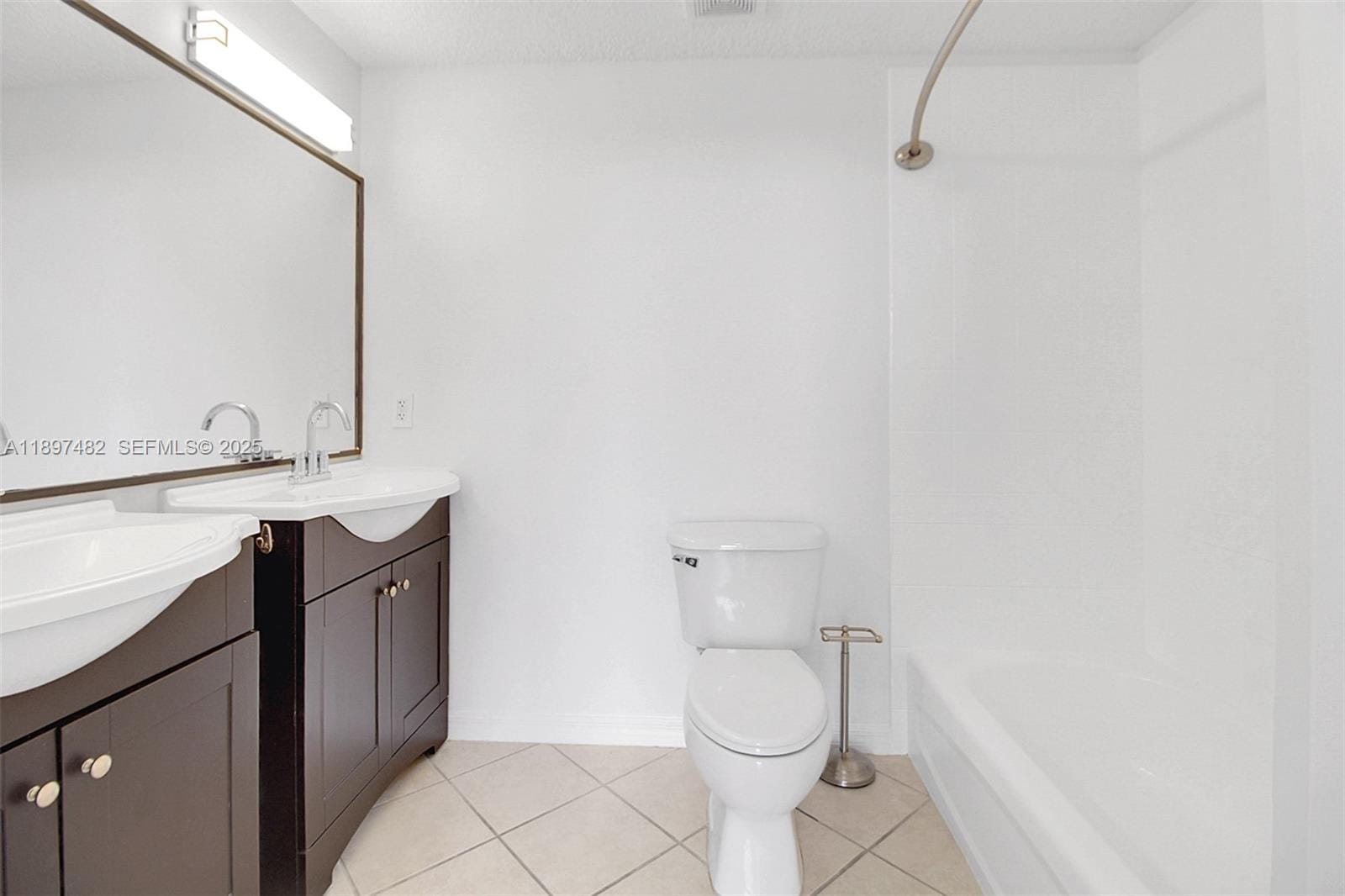 3500 Coral Way PH-07, Miami, FL 33145 photo 17