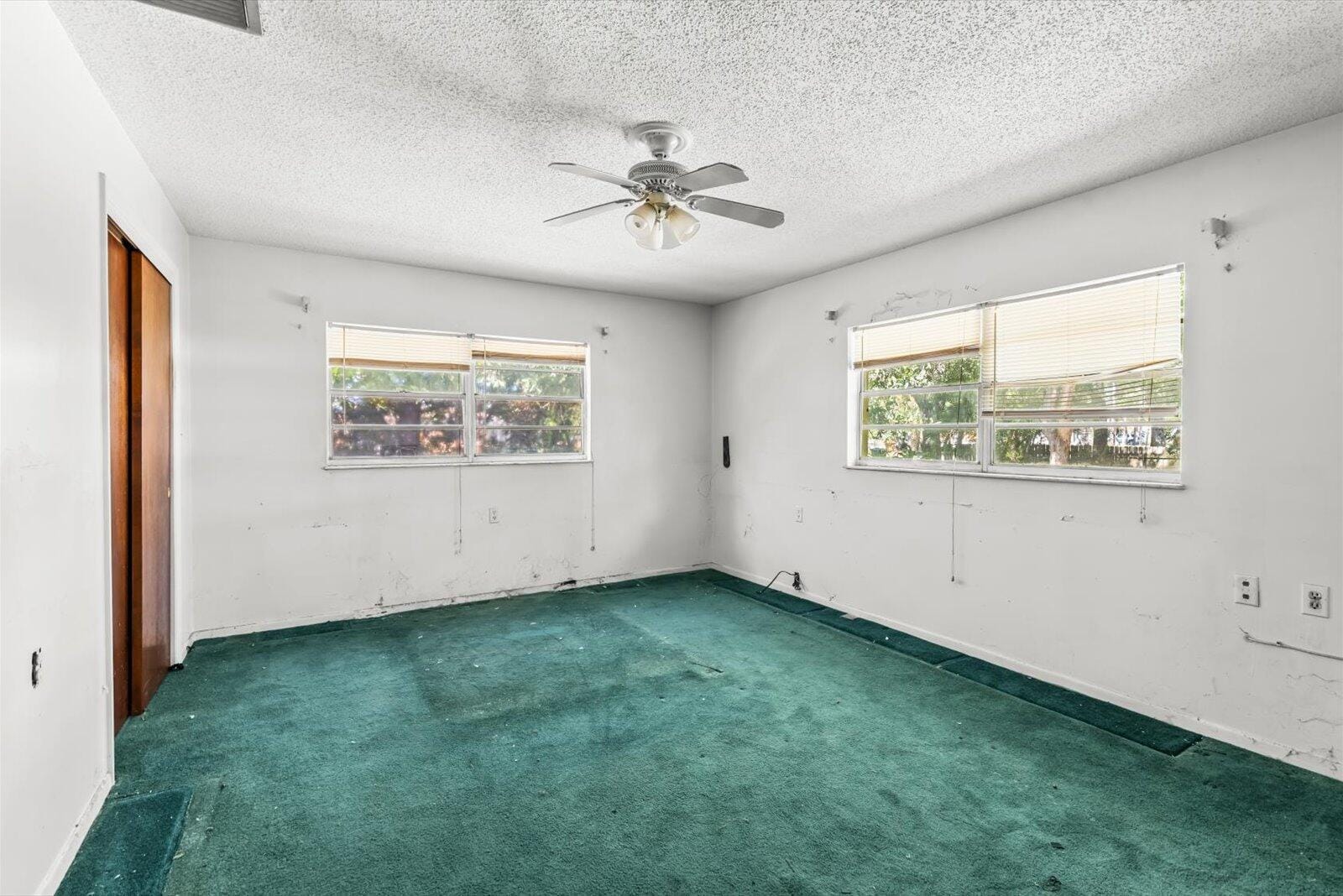 300 Bradley Street — photo 11