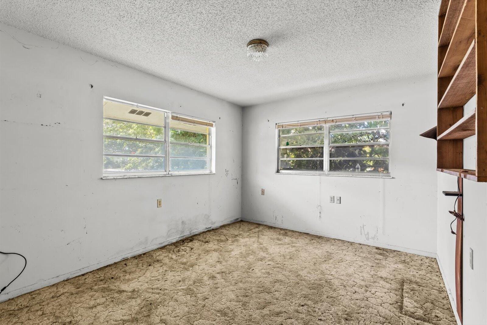 300 Bradley Street, Fort Pierce, FL 34982 photo 15