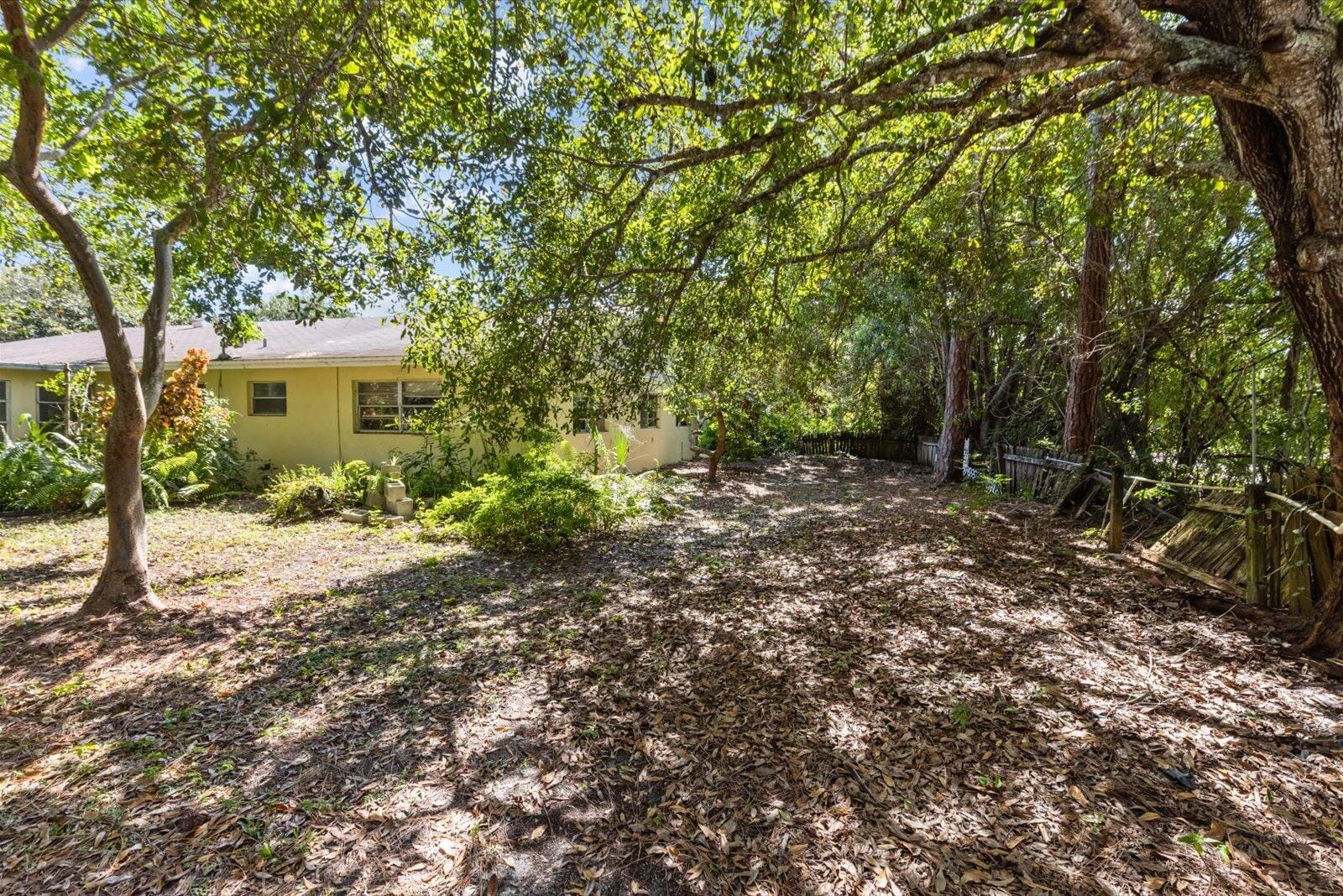 300 Bradley Street, Fort Pierce, FL 34982 photo 23