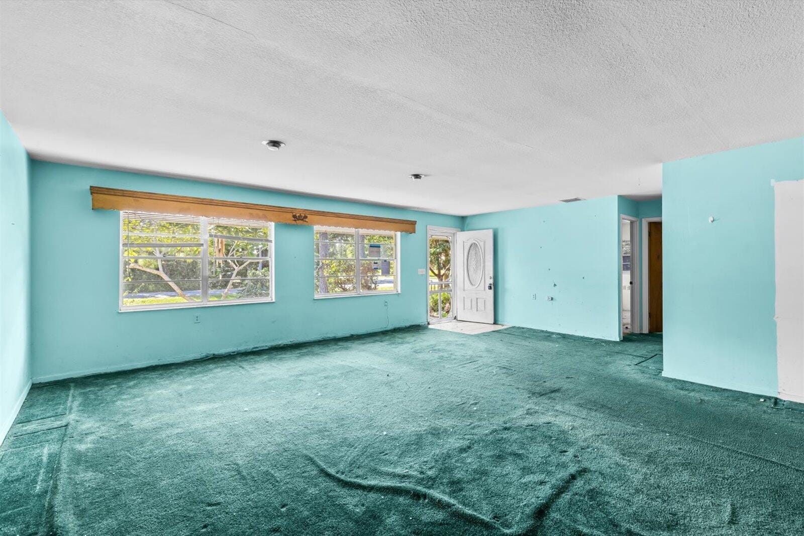 300 Bradley Street — photo 5