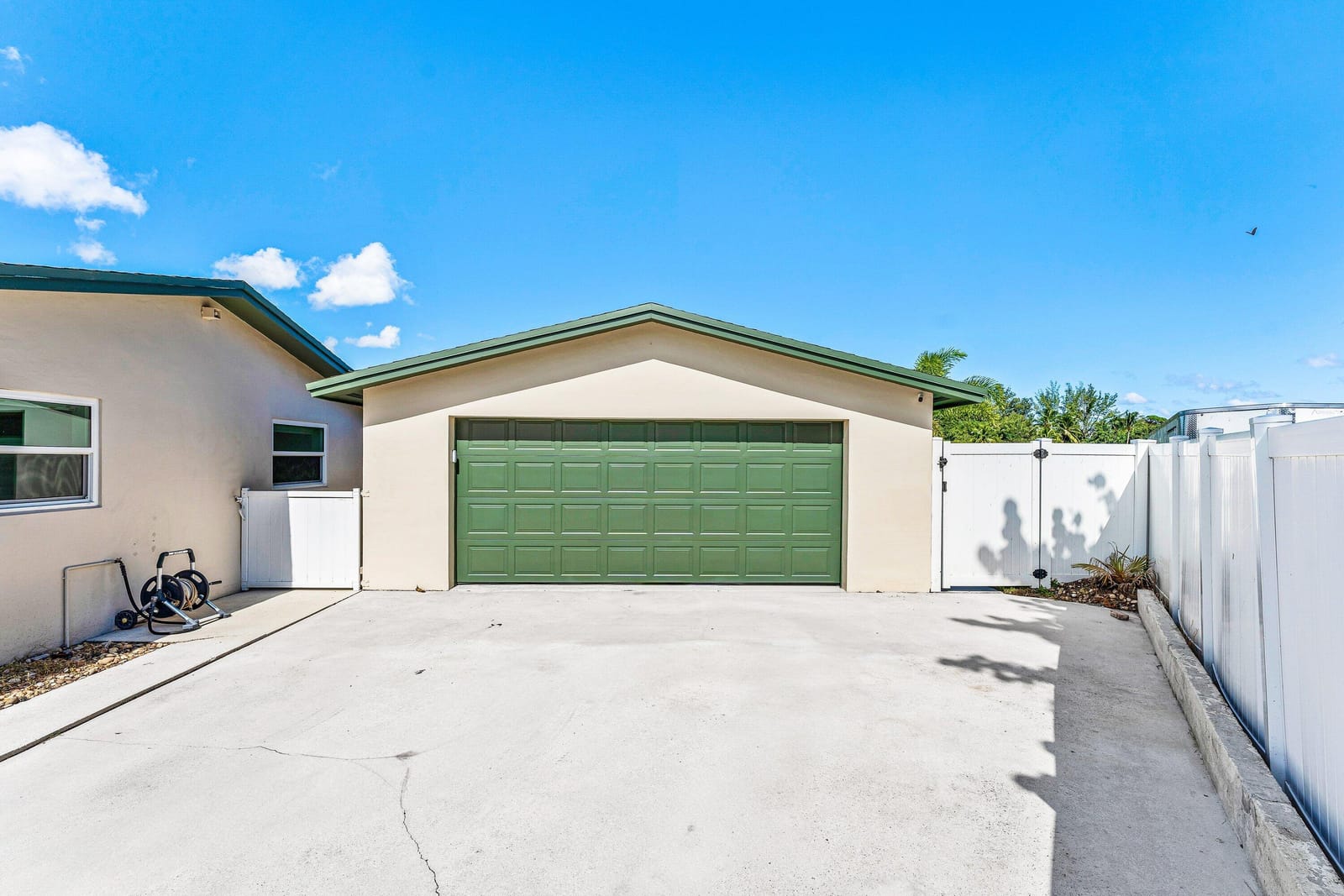6788 Bayshore Drive, Lake Worth, FL 33462 photo 10