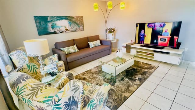 16901 NE 13th Avenue 309, sold in Mar-Len Gardens No 6 Corp, Miami, FL