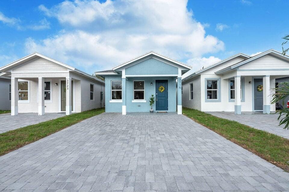3763 Saginaw Avenue Avenue, West Palm Beach, FL 33409