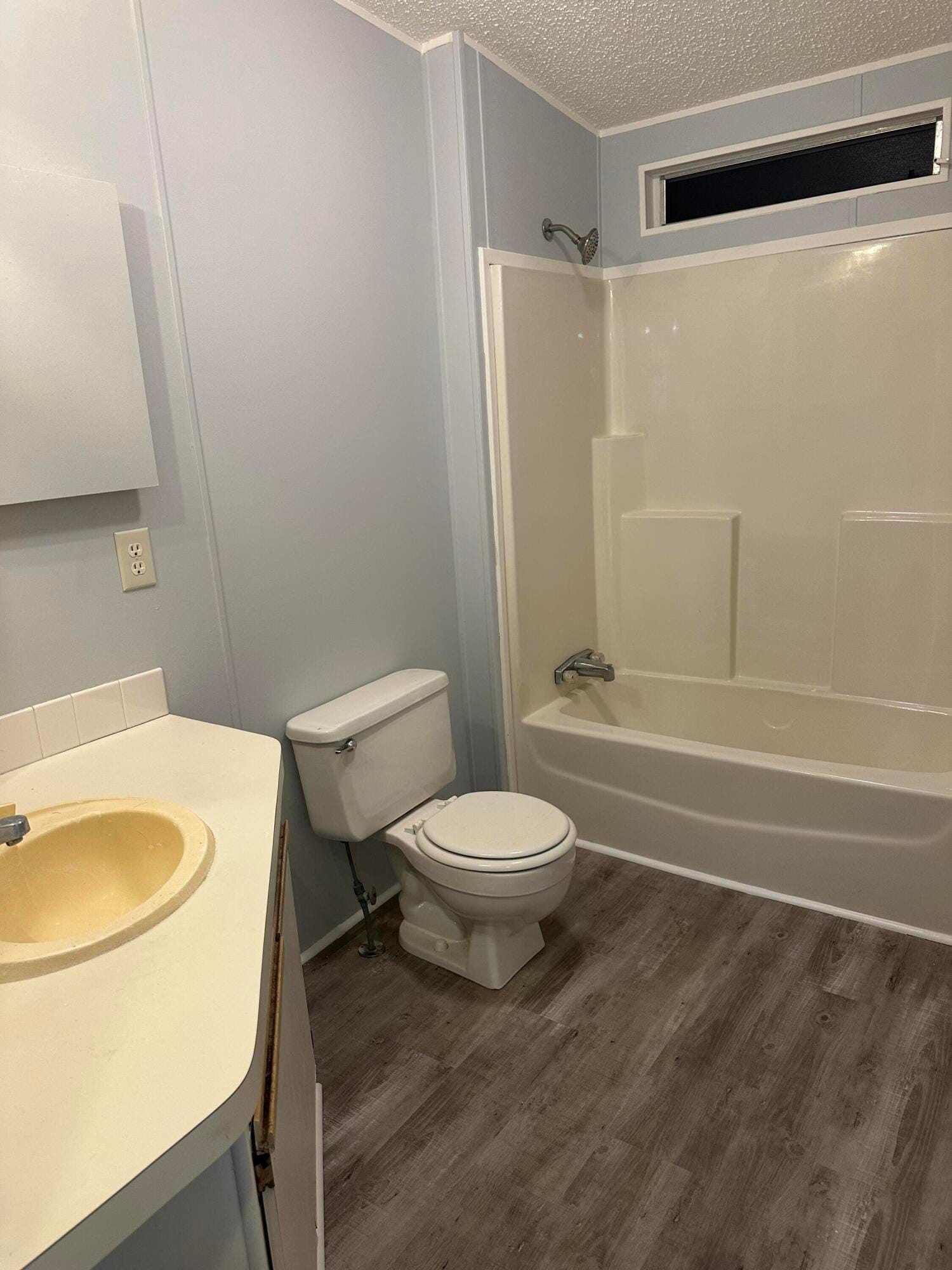 528 Tropical Isles Circle — photo 12