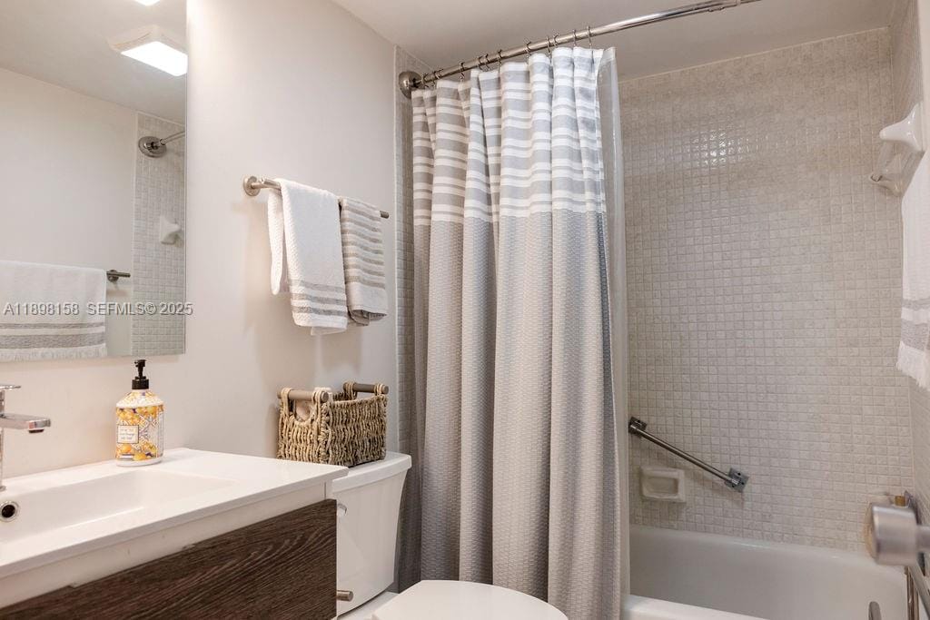 1300 Saint Charles Place PH12, Pembroke Pines, FL 33026 photo 20
