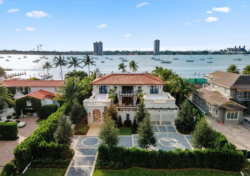 1260 N Lake Way, Palm Beach, FL 33480, Palm Beach