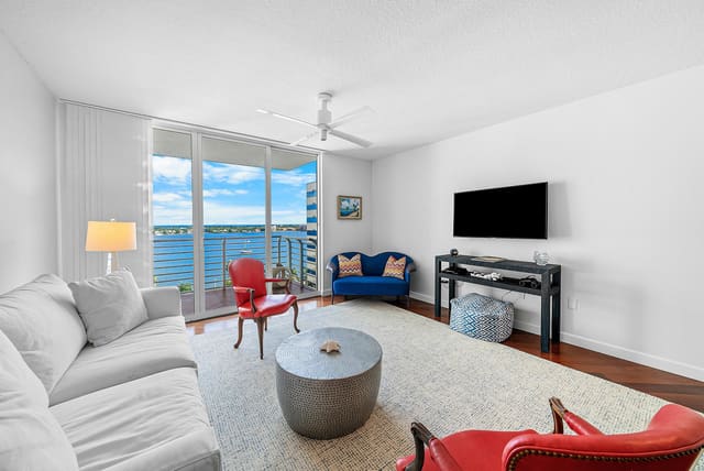 1551 N Flagler Drive 1012, West Palm Beach, FL 33401