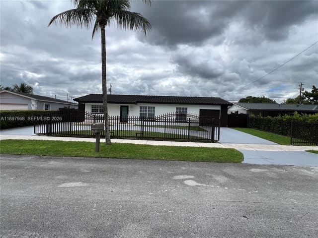 3530 SW 126th Avenue, sold in Southern Ests 7th Addn Se, Miami, FL