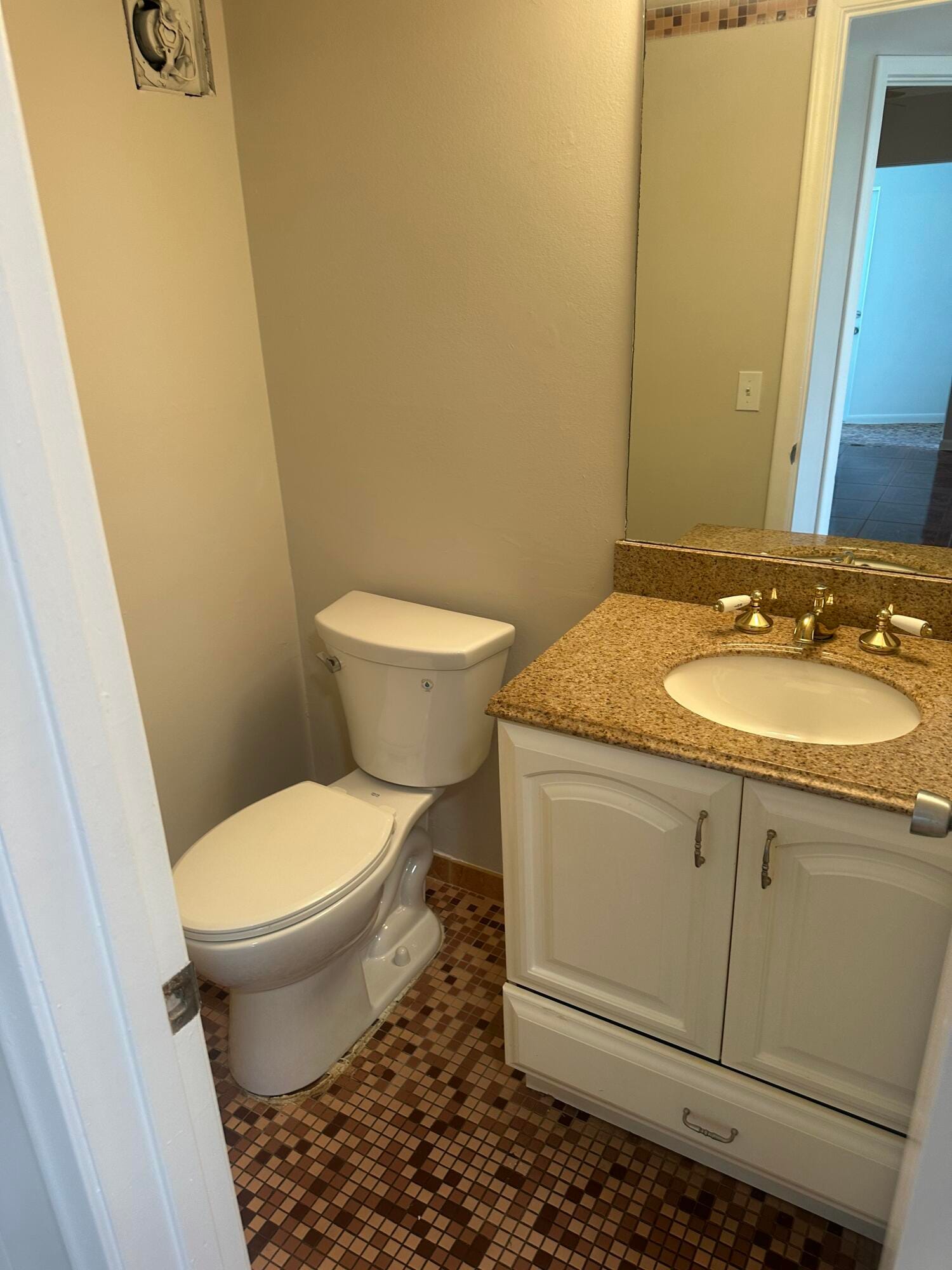 193 Chatham J, West Palm Beach, FL 33417 photo 20