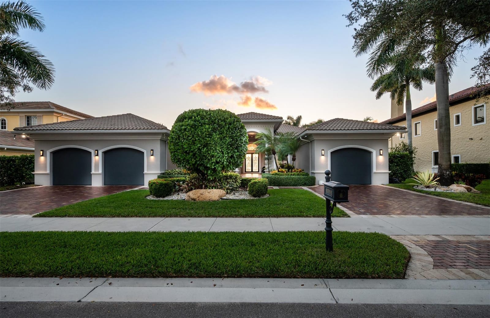 6705 NW 122nd Avenue, Parkland, FL 33076