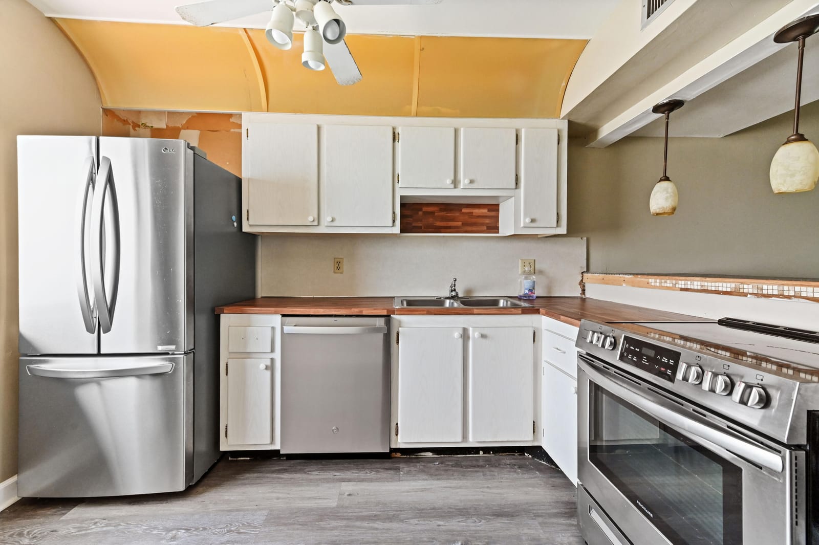 4080 Tivoli Court 202 — photo 3