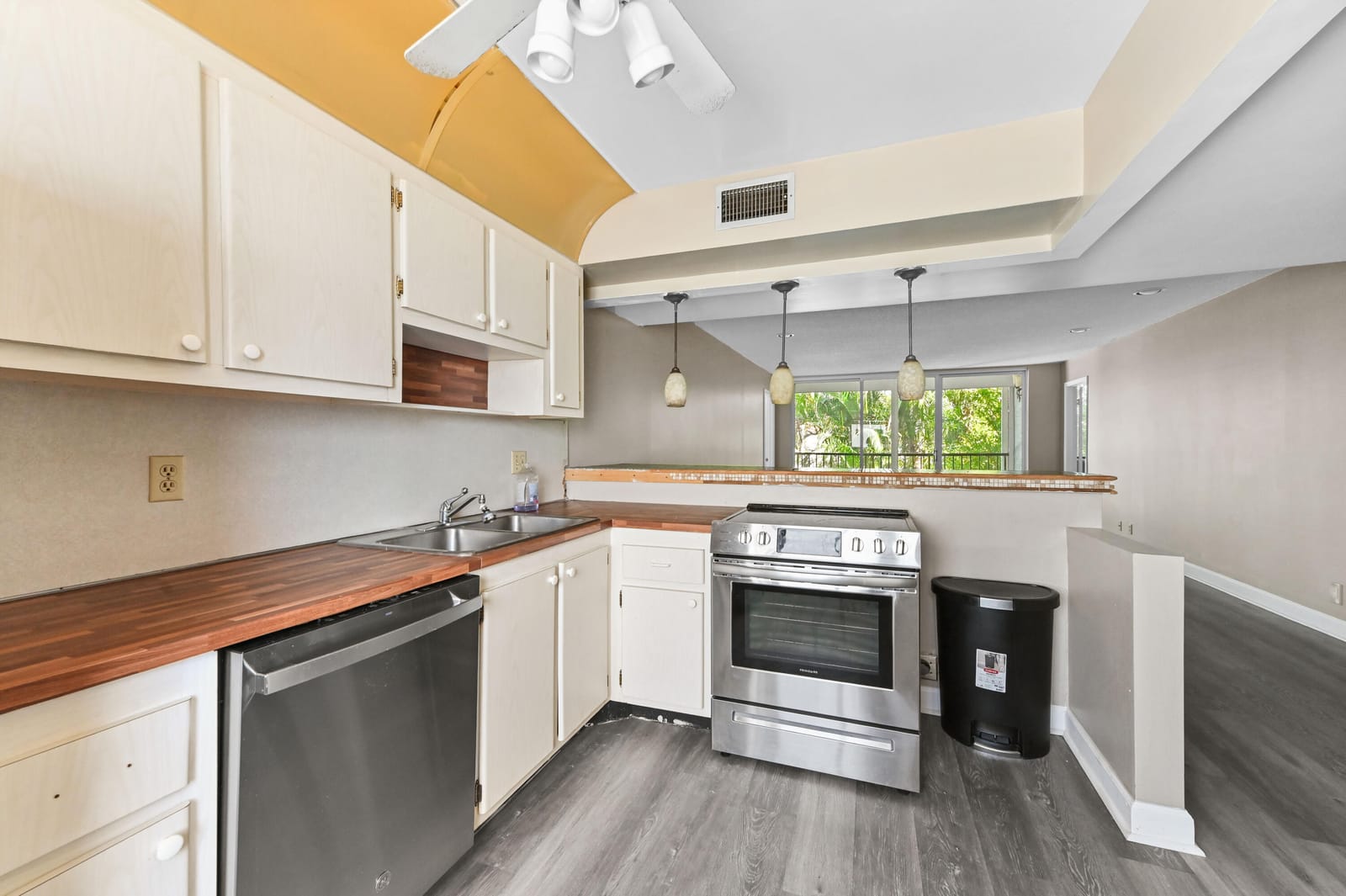 4080 Tivoli Court 202 — photo 4