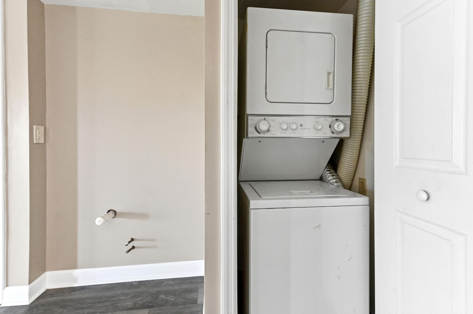 4080 Tivoli Court 202 — photo 5