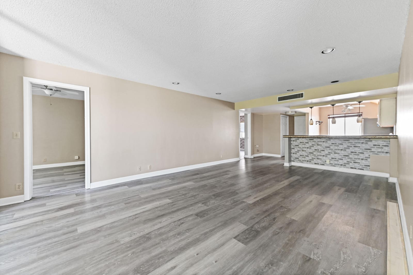 4080 Tivoli Court 202 — photo 9