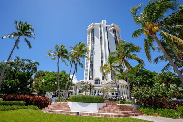 4000 Towerside Terrace 410, Miami, FL 33138