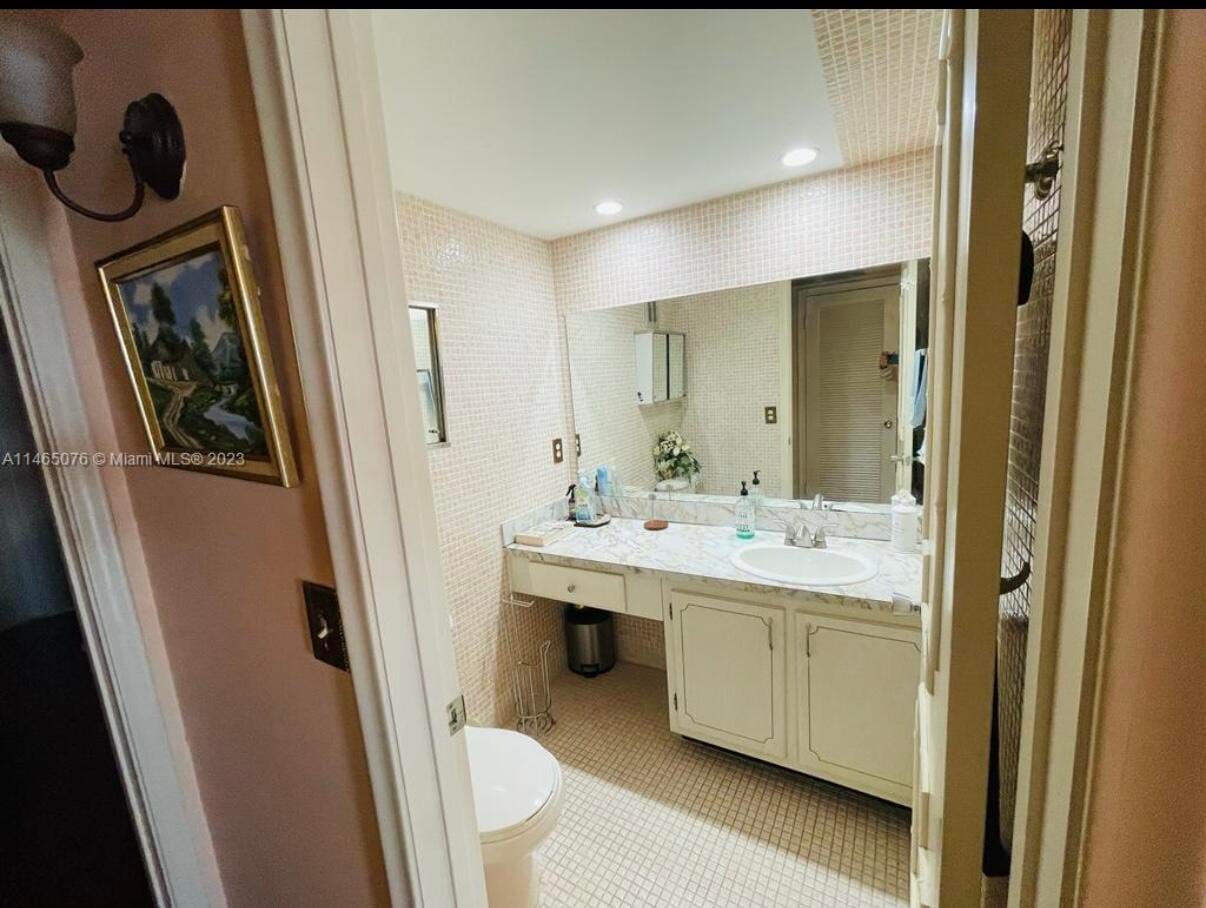 308 Wellington D — photo 10