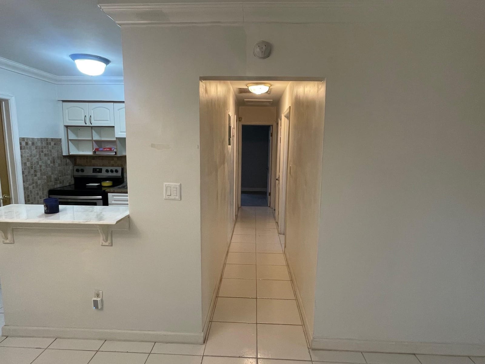 2215 NW 9th Court — photo 7