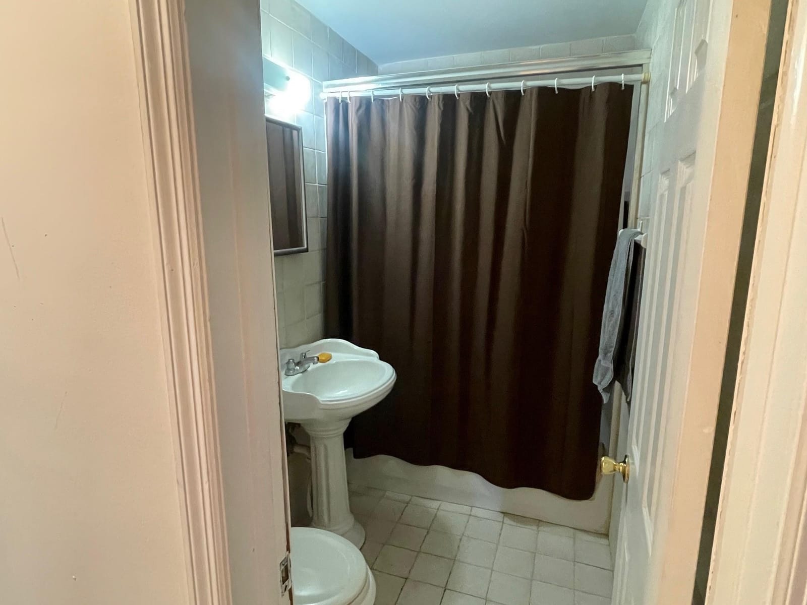 2215 NW 9th Court — photo 10