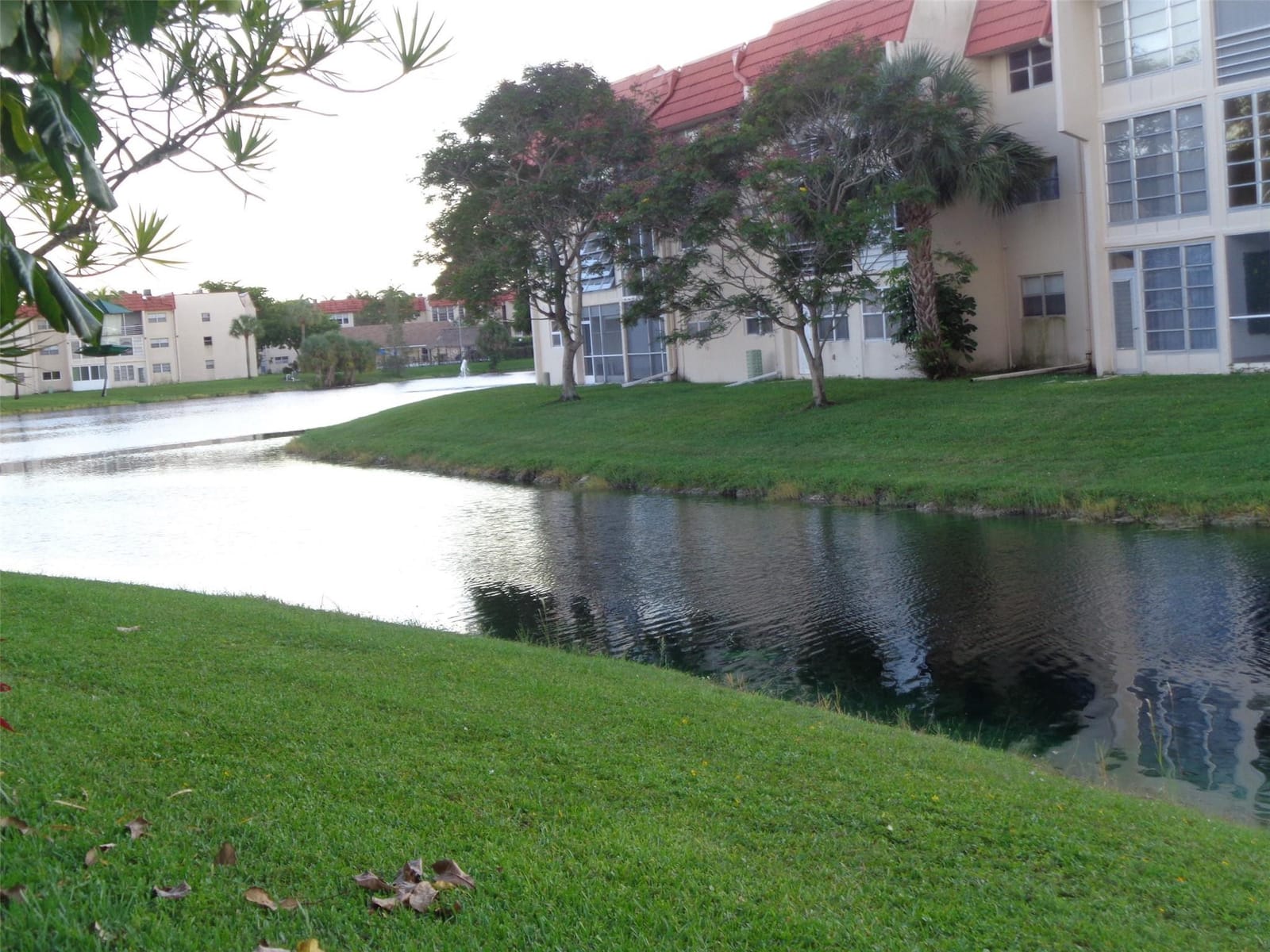 2831 E Sunrise Lakes Drive 209, Sunrise, FL 33322 photo 21
