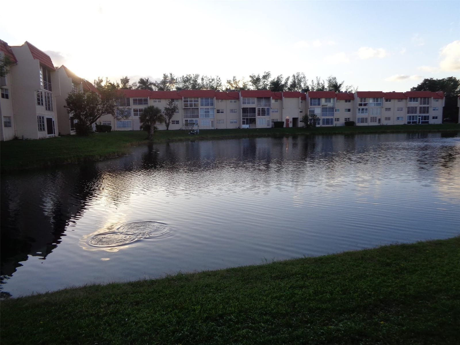2831 E Sunrise Lakes Drive 209, Sunrise, FL 33322 photo 6