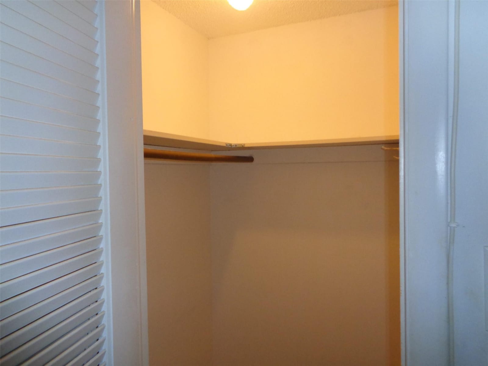 2831 E Sunrise Lakes Drive 209, Sunrise, FL 33322 photo 9