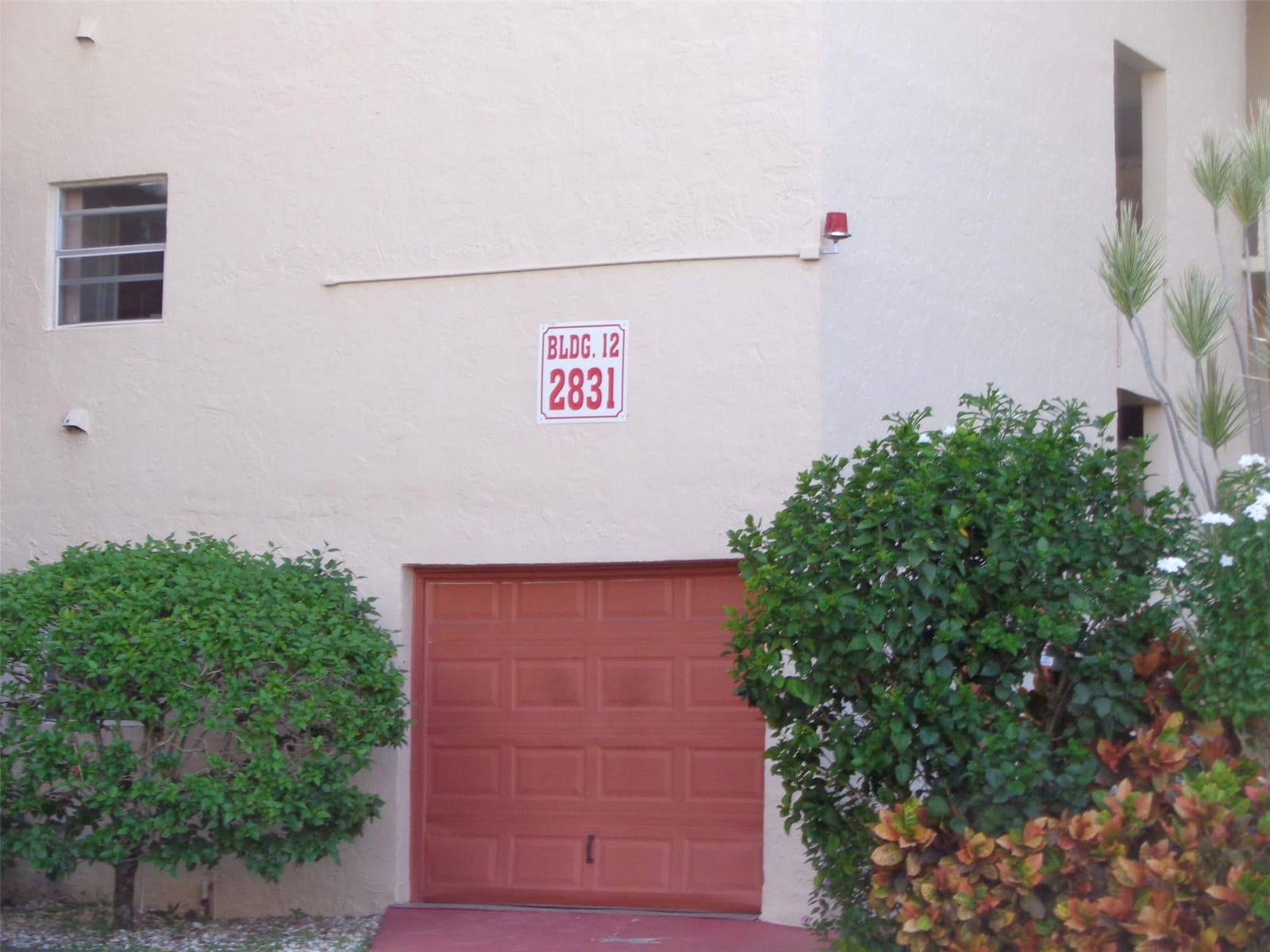 2831 E Sunrise Lakes Drive 209, Sunrise, FL 33322 photo 10