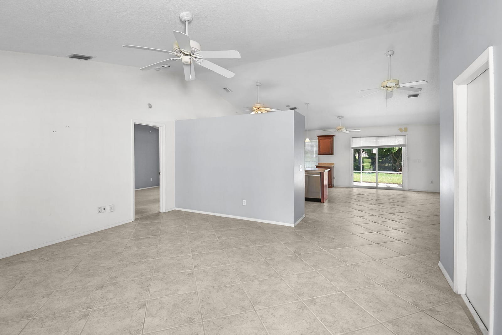 503 NE Solida Circle, Port St. Lucie, FL 34983 photo 4