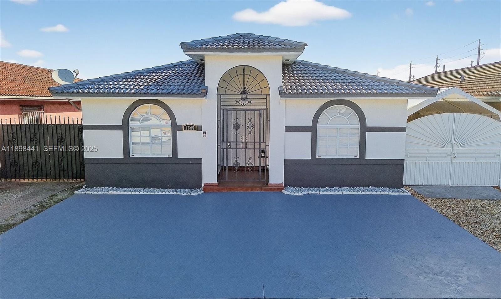 7645 W 34 Lane, Hialeah, FL 33018