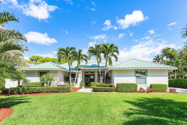5661 Old Mystic Court, sold in Pennock Pointe Estates, Jupiter, FL