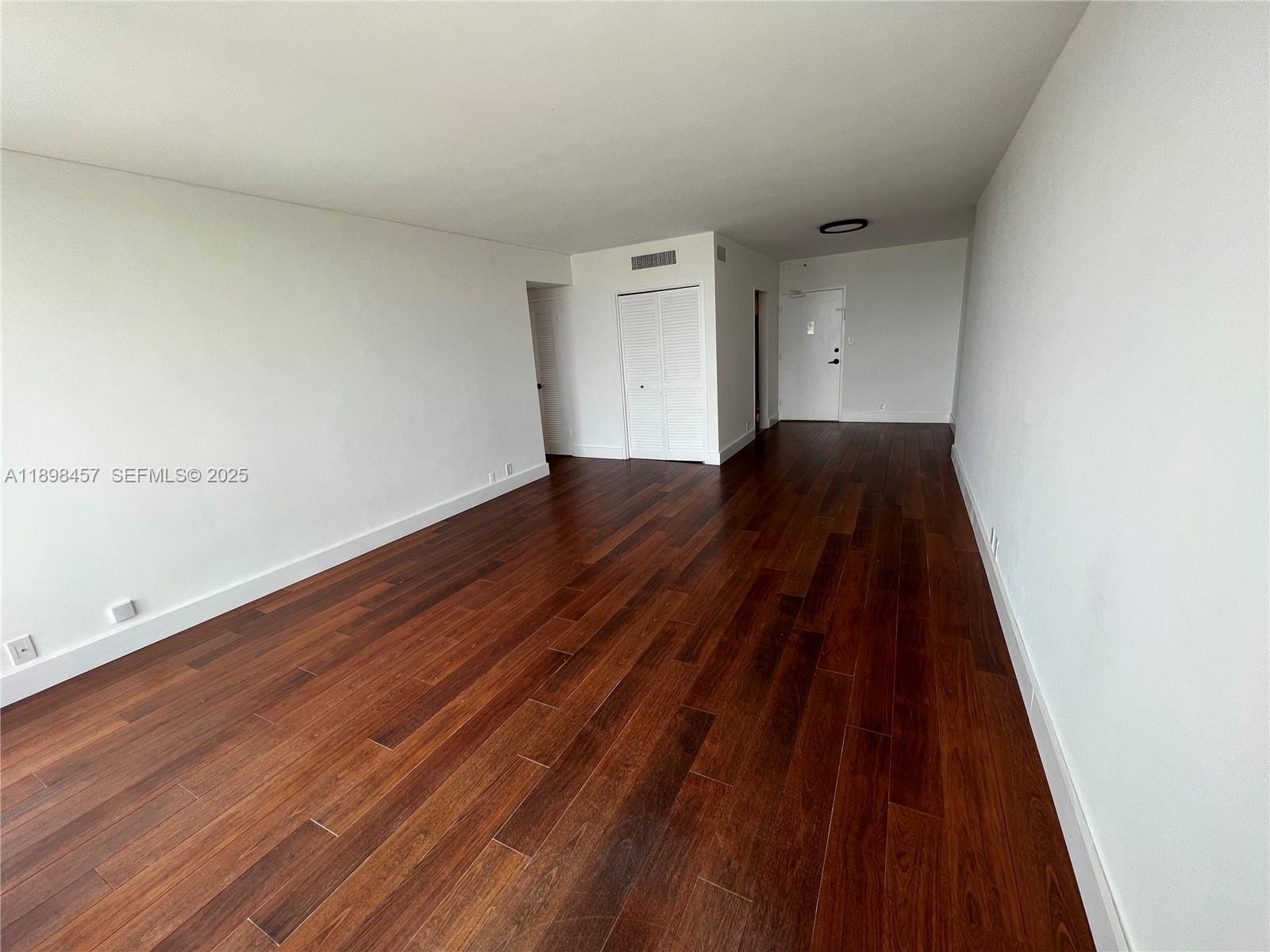 1000 West Avenue 808 — photo 6