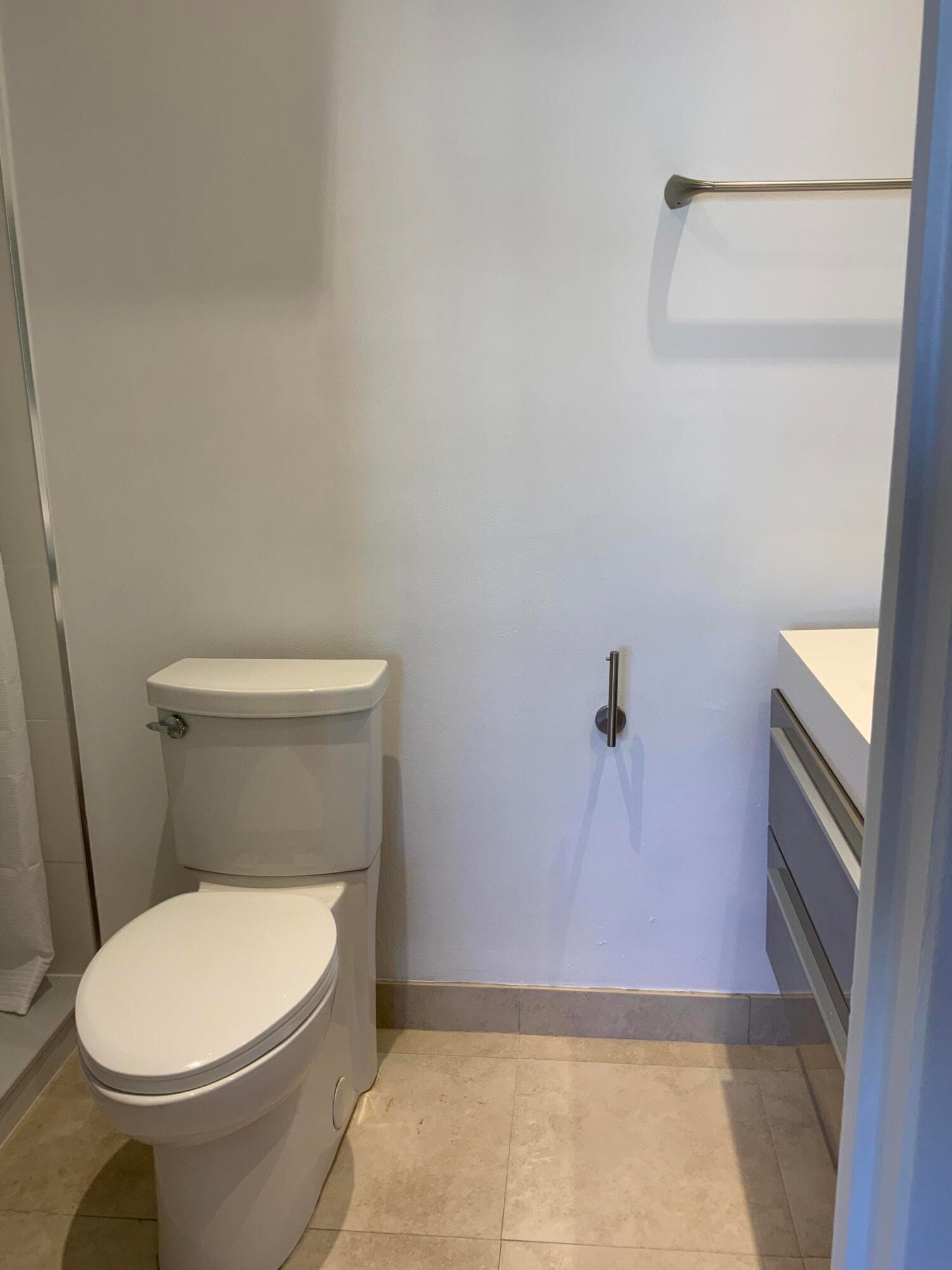 219 NE 14th Avenue 407, Hallandale Beach, FL 33009 photo 15