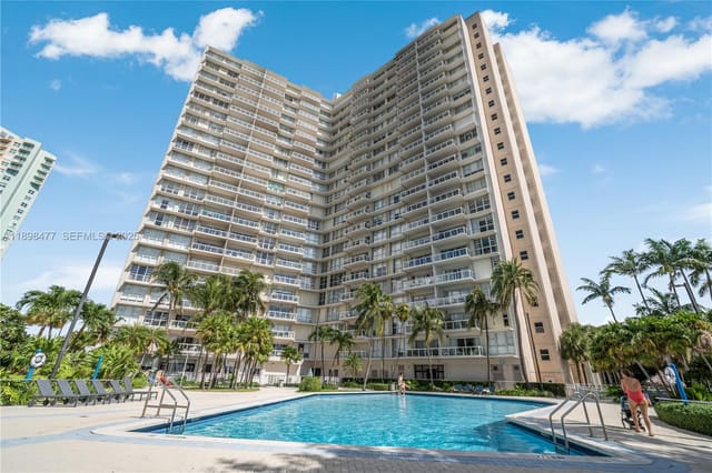 2451 Brickell Avenue 6N, sold in Brickell Townhouse Condo, Miami, FL