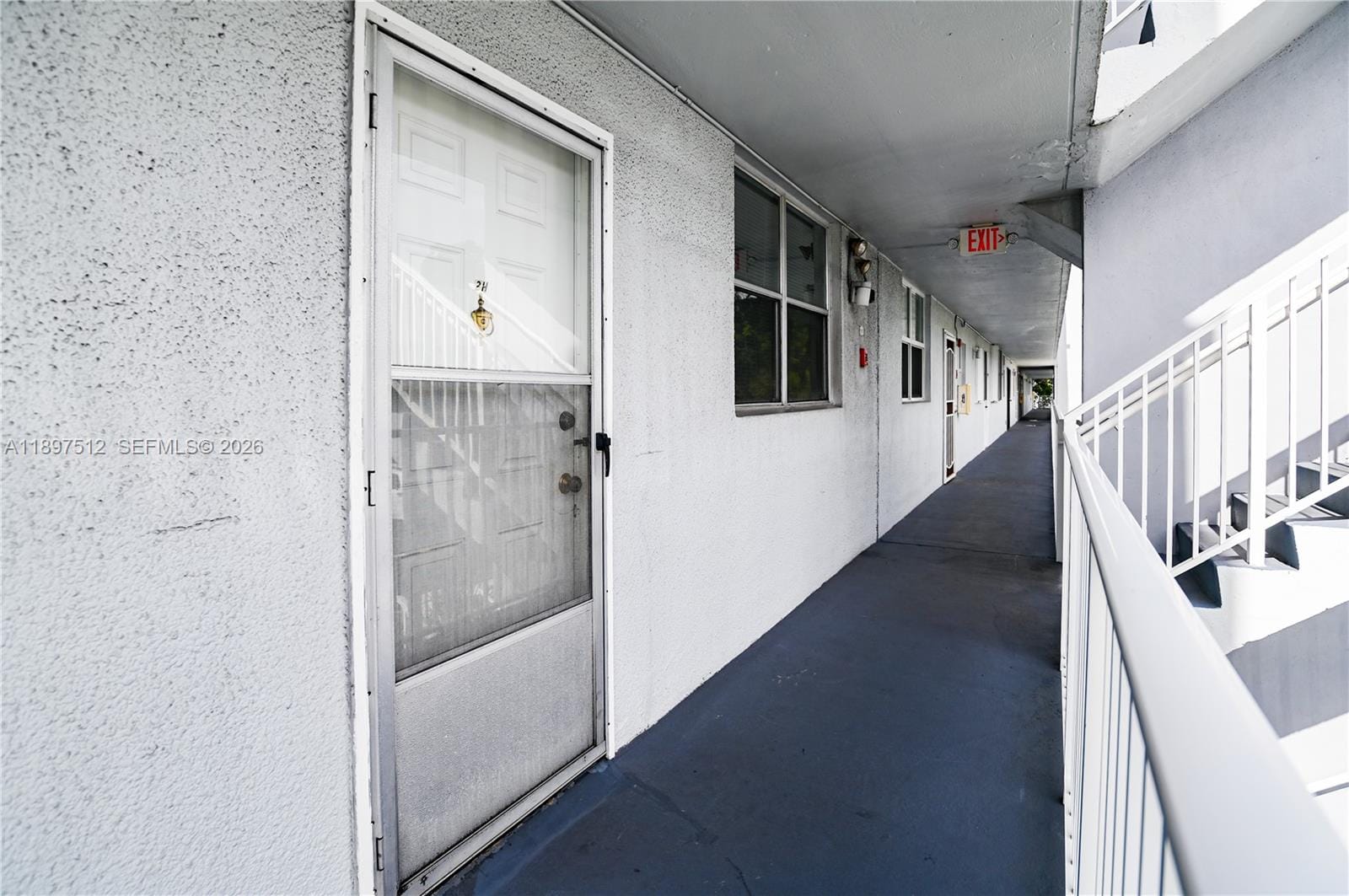 110 Royal Park Drive 2H — photo 4