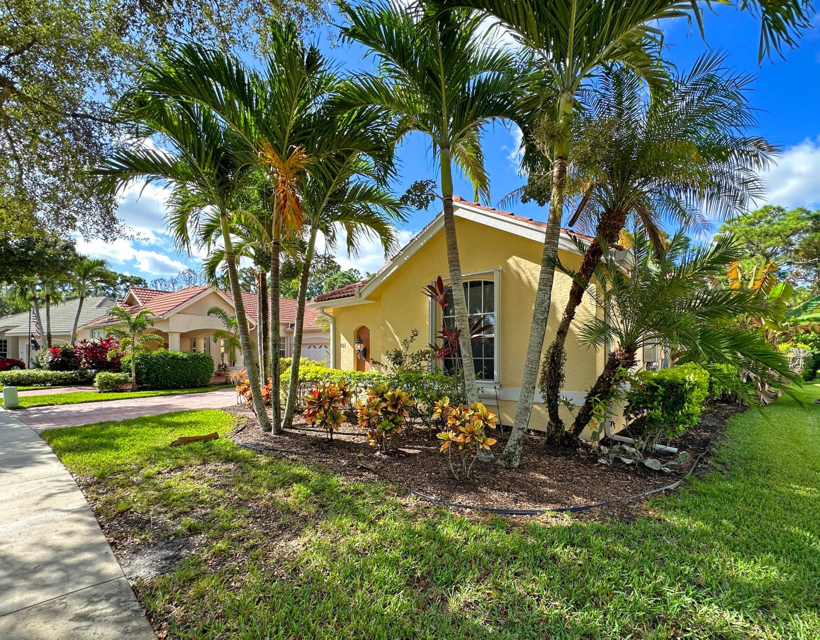 723 SW Great Exuma Cove — photo 3