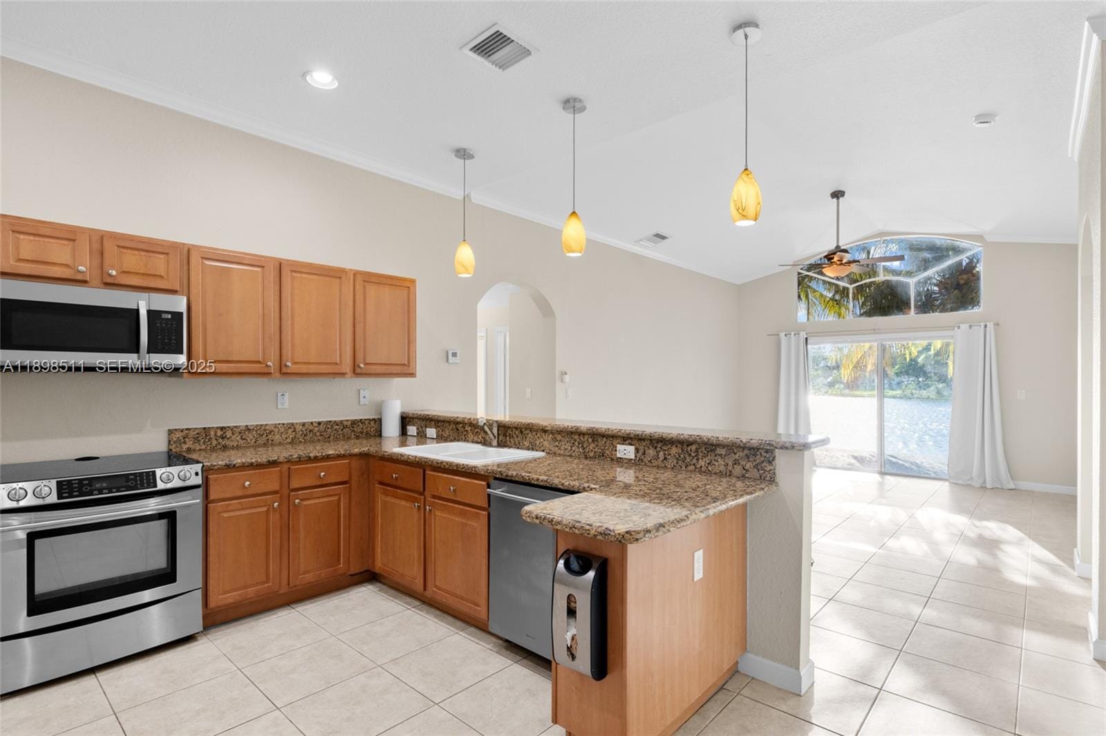 22032 SW 95th Place, Cutler Bay, FL 33190 photo 14