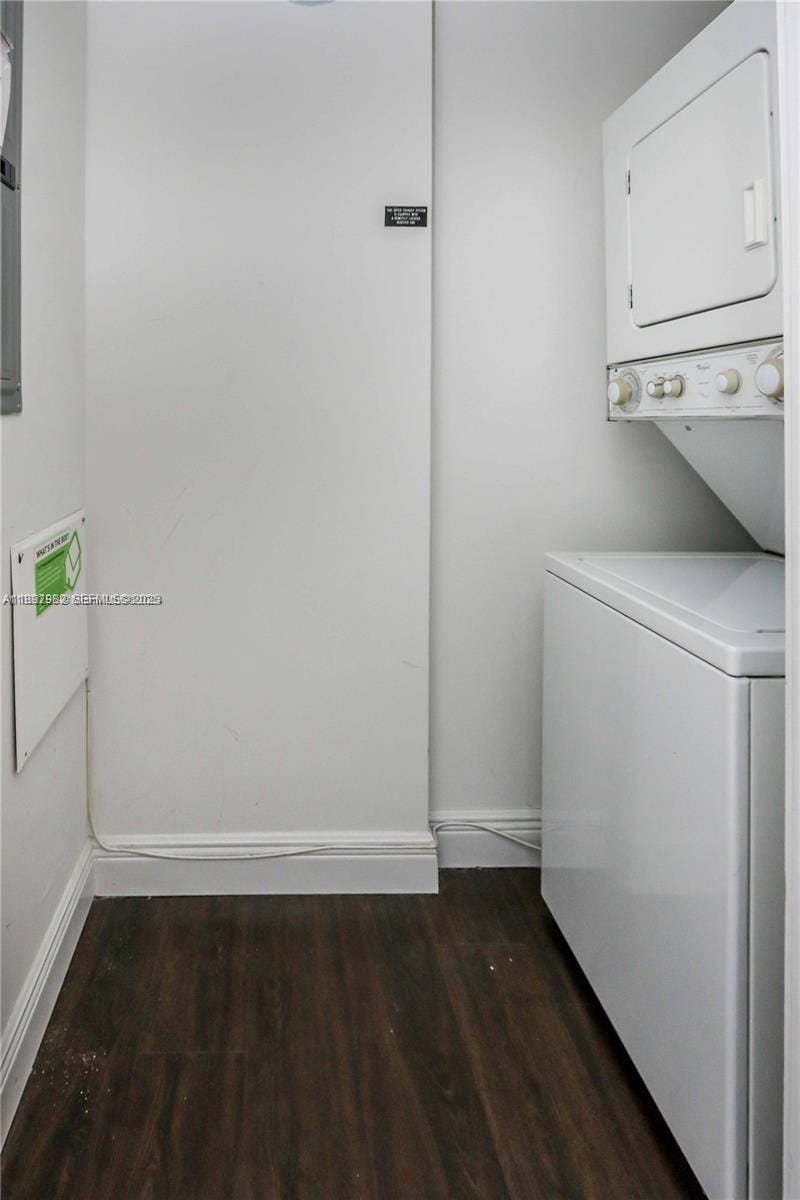 1050 Brickell Avenue 414, Miami, FL 33131 photo 24