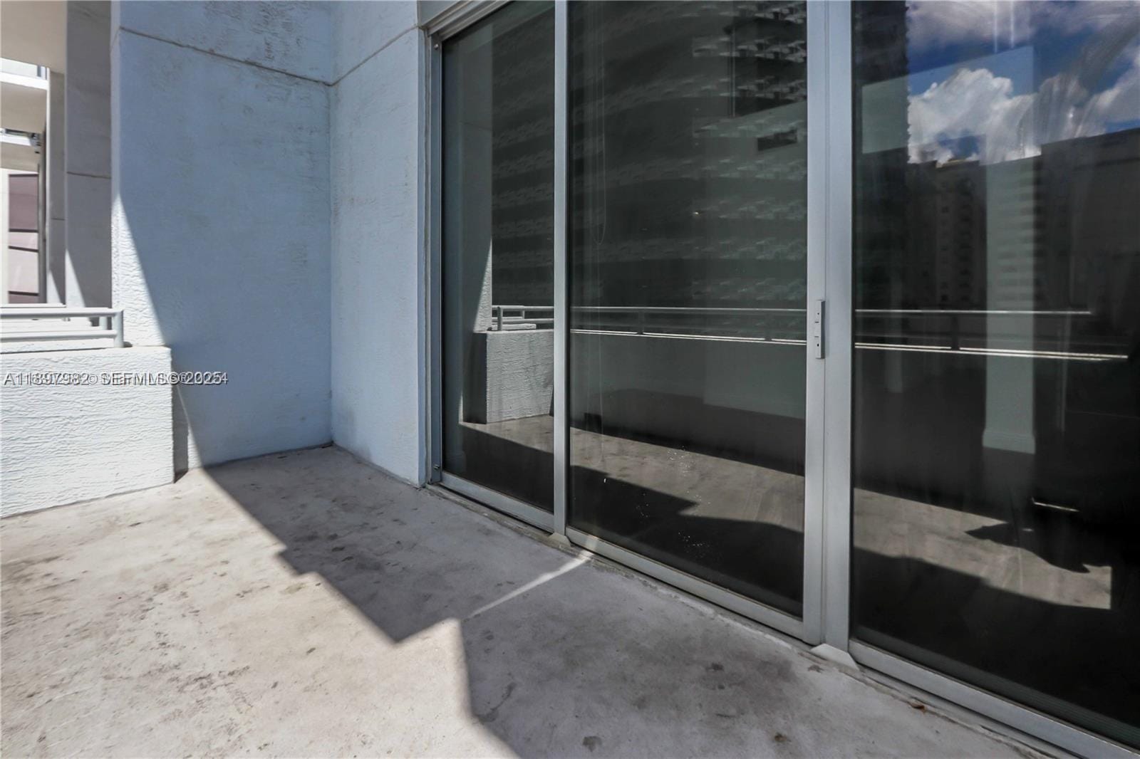 1050 Brickell Avenue 414, Miami, FL 33131 photo 26