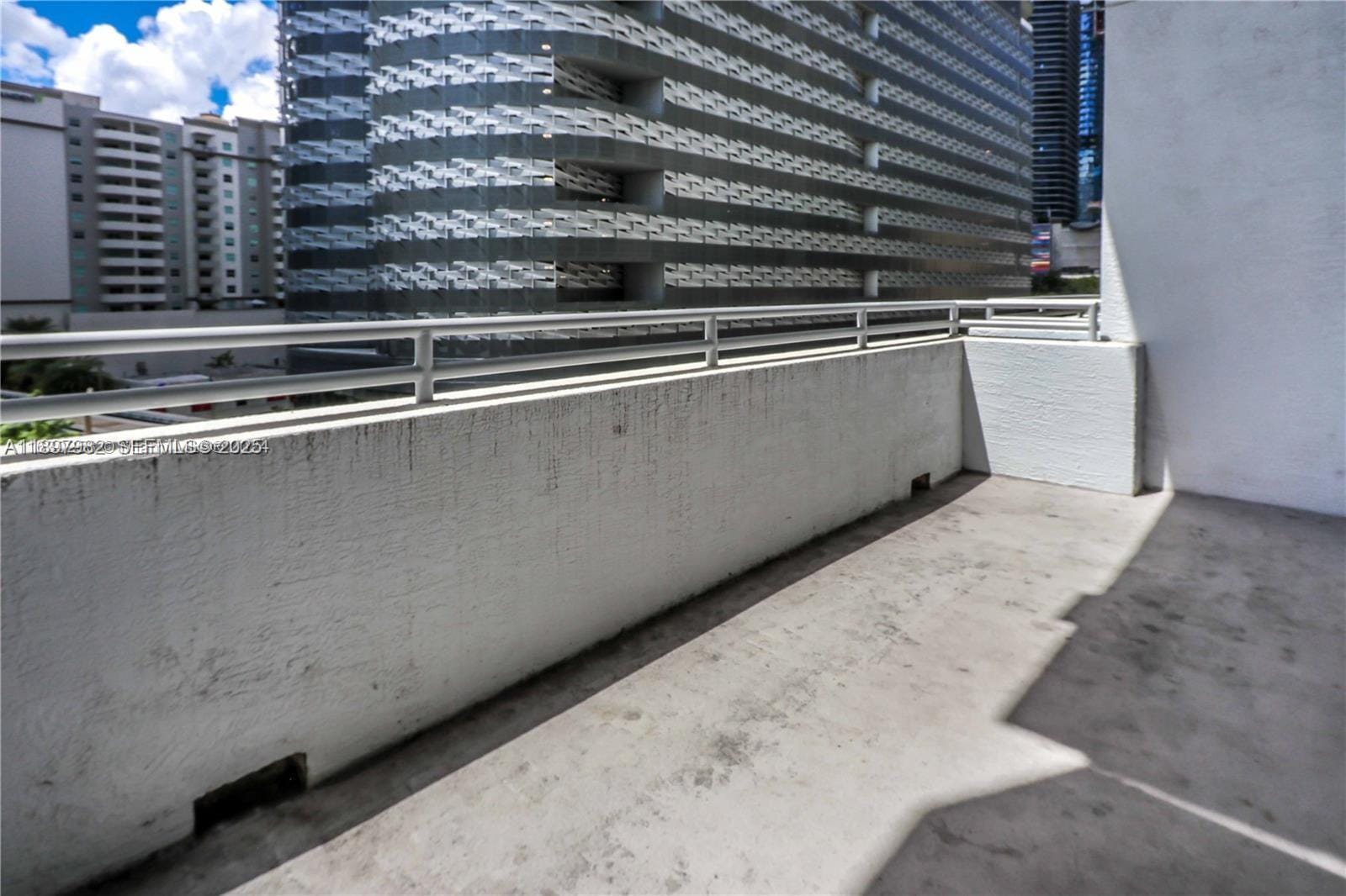 1050 Brickell Avenue 414, Miami, FL 33131 photo 27