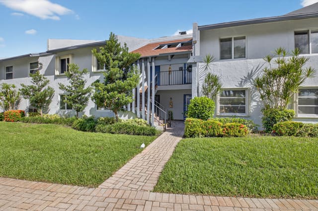 6525 S Oriole Boulevard 2060, Delray Beach, FL 33446